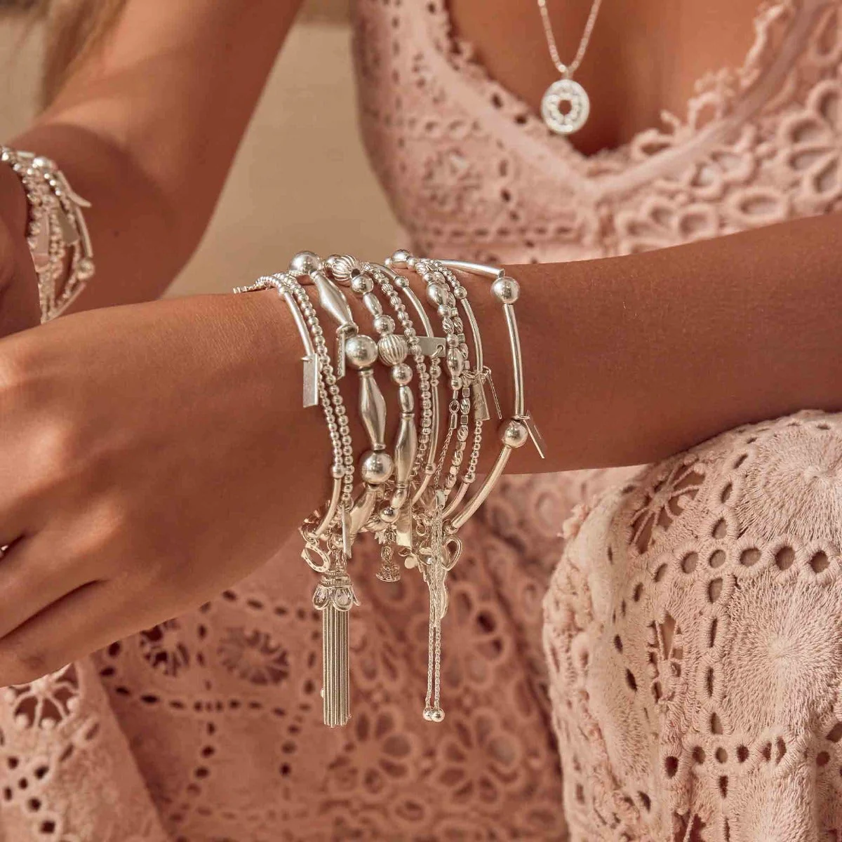 Chunky Tassel Bracelet - Image 7