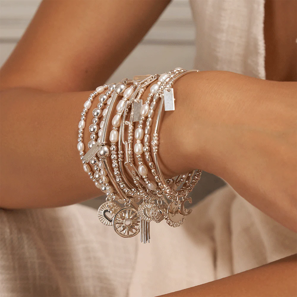 Cute Charm Pearl Bracelet - Image 3