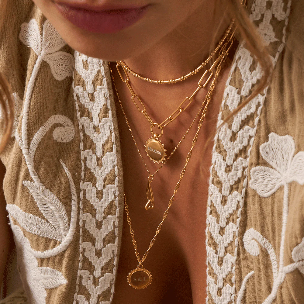 Delicate Cube Chain Interlocking Heart & Angel Wing Necklace - Image 3