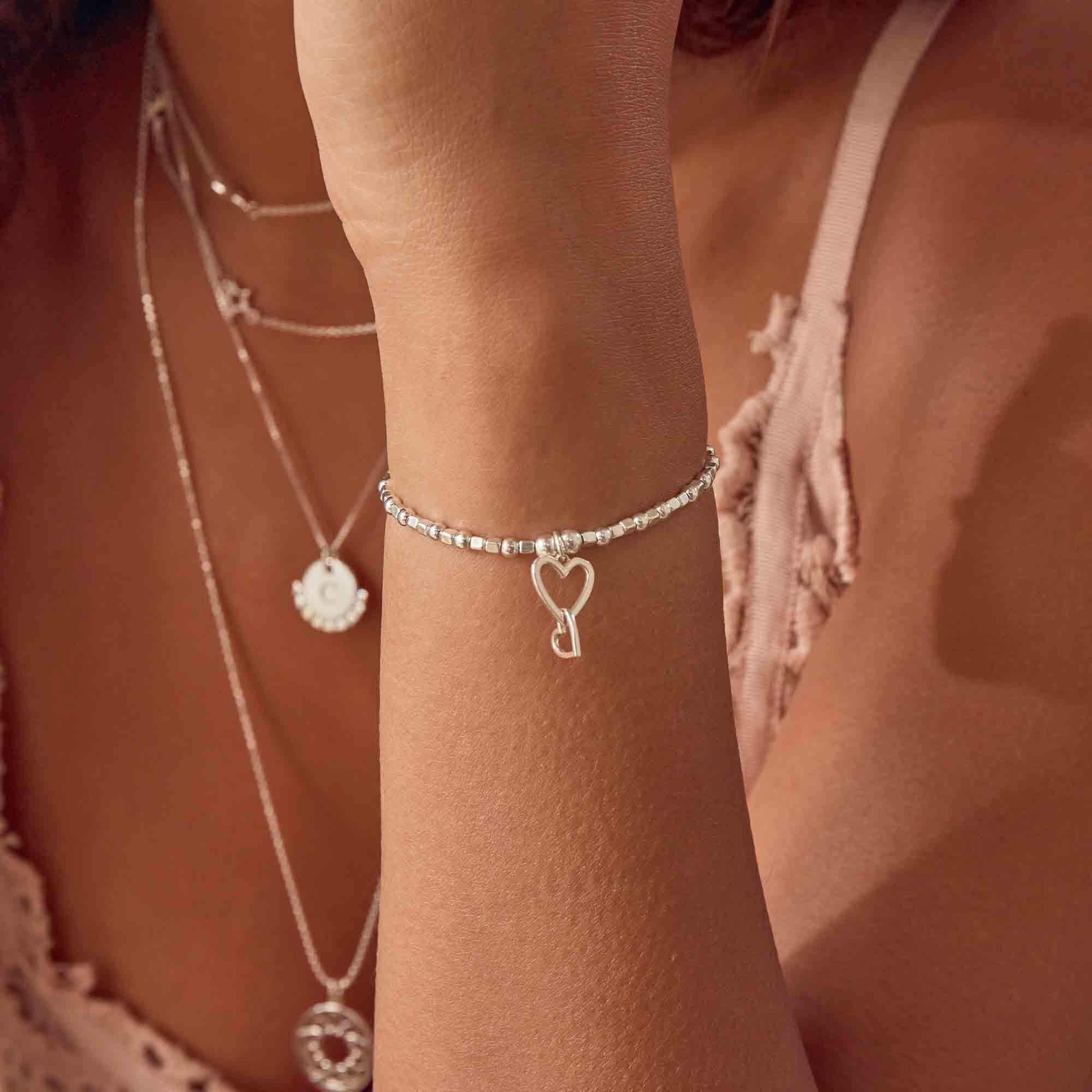 Mini Cube Interlocking Love Heart Bracelet - Image 4